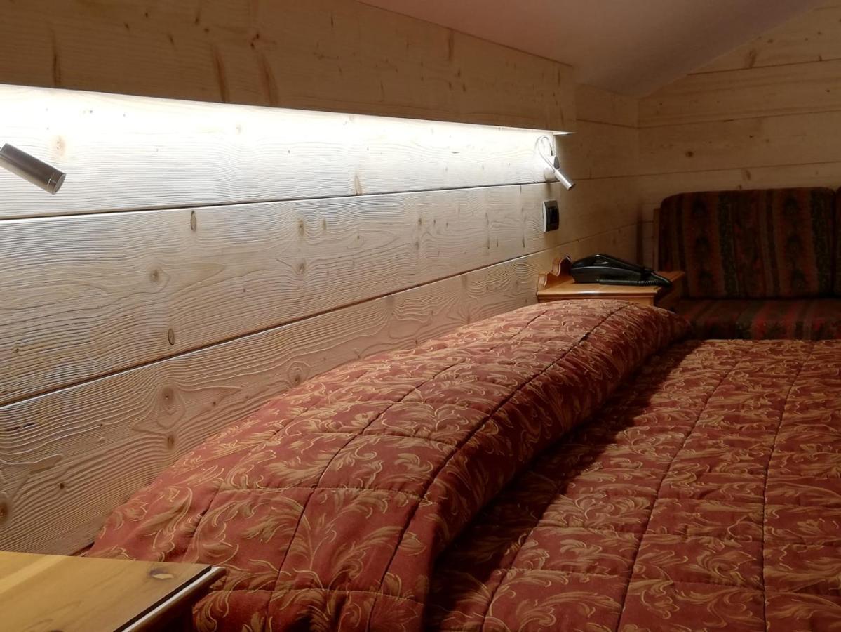 Hotel Des Alpes Castione della Presolana Dış mekan fotoğraf